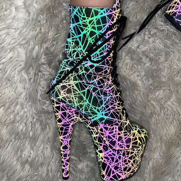 Pleaser ADORE-1020REFL, Exotic Lace-Up Front Ankle Boot Stripper **DAMAGED** - Picture 14 of 15